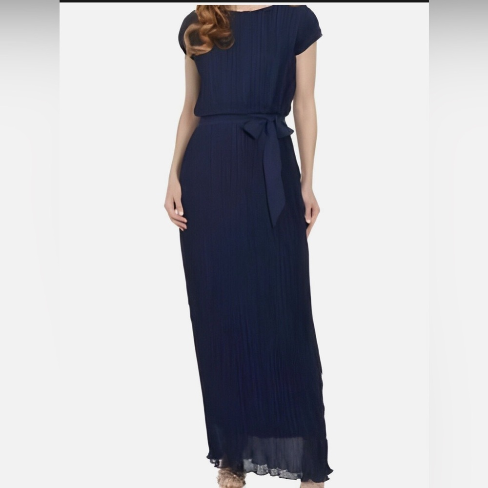 Elegant Navy Maxi Dress